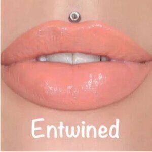 Jeffree Star Supreme Gloss Entwined (Peachy Nude)  NIB ⭐️🔥